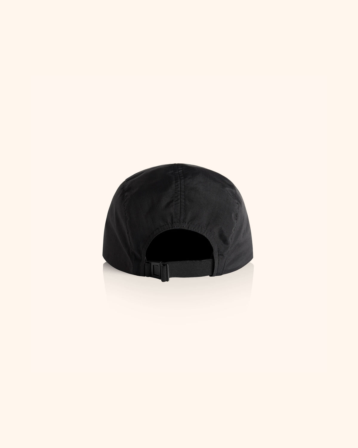 STAND OUT / Nylon